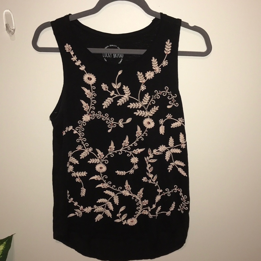 Lucky Brand scoopneck embroidery tank